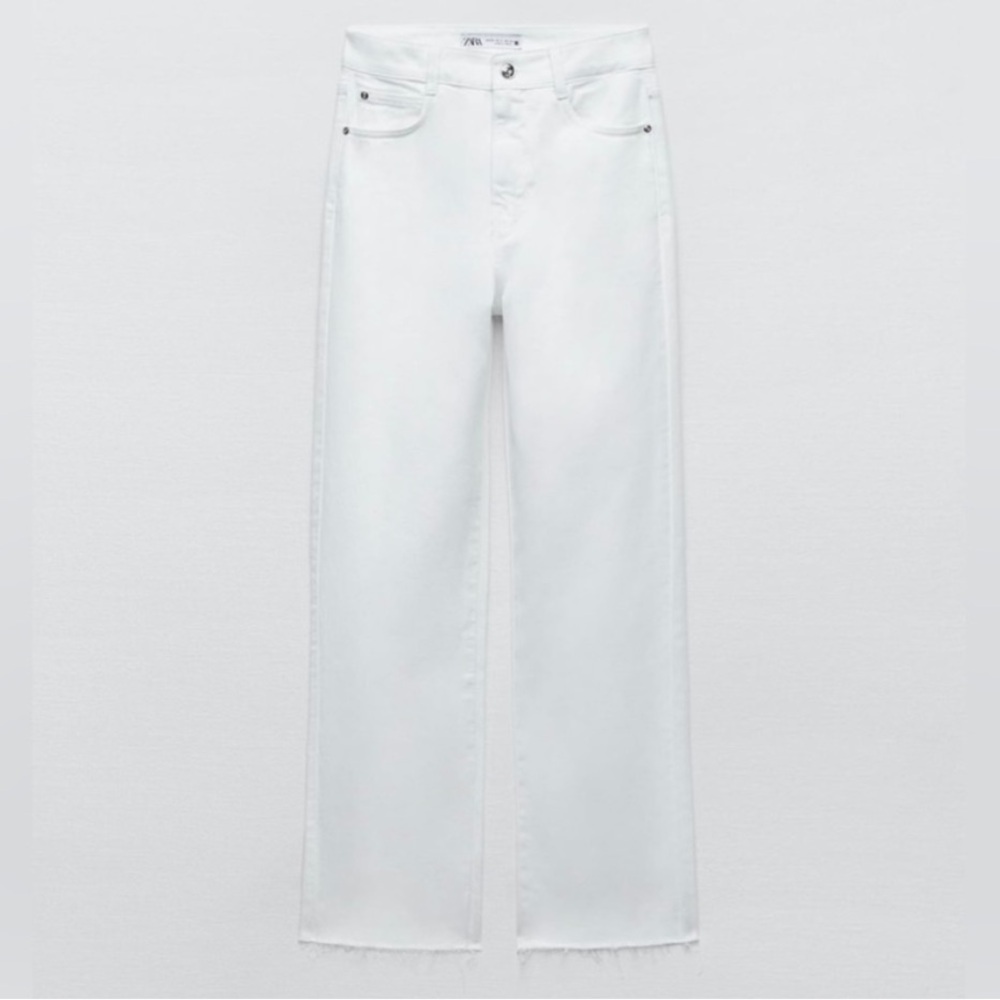 Zara Premiun Crafted Denim, Women's Sz 0,Distressed Hem,Straight Leg White Jeans